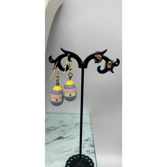 Lot Of Easter Themed Easter Egg Necklace & 2 Pairs Of Earrings - Picture 3 of 6